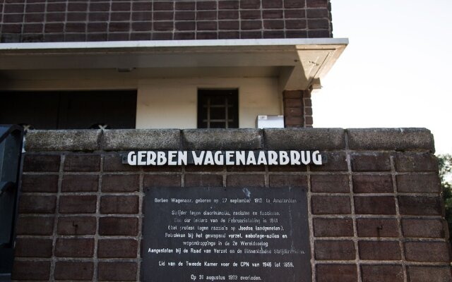 SWEETS - Gerben Wagenaarbrug