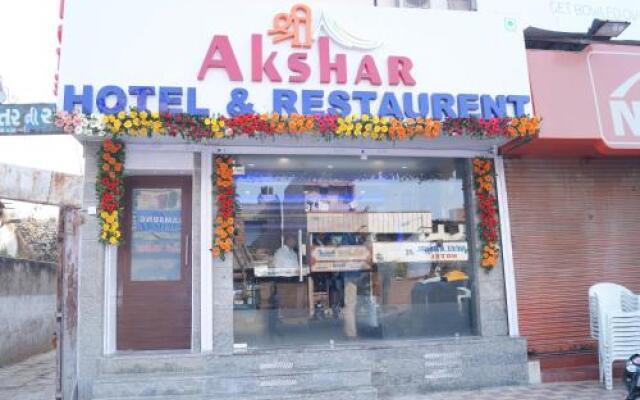 Shri Akshar Hotel