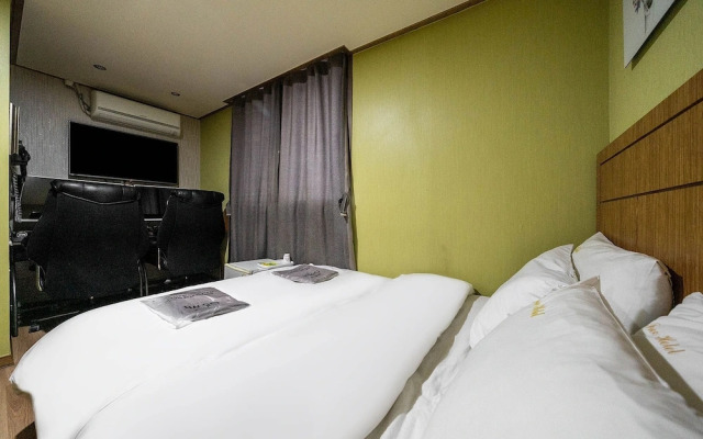 Yeongdeungpo Free Hotel