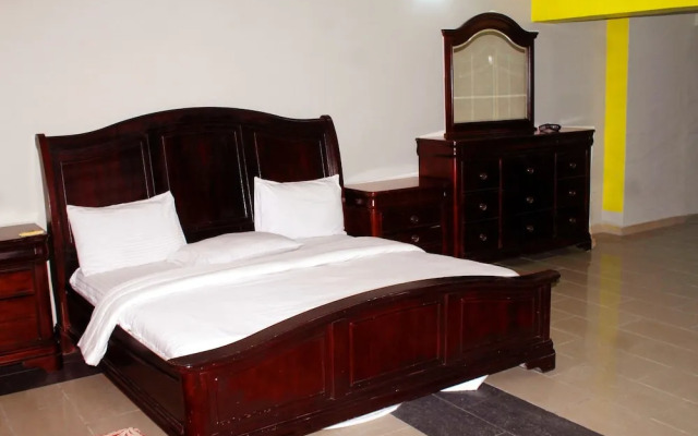 Garden City Marriott Hotel