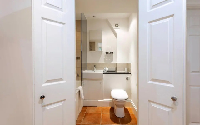 Quaint Fulham Retreat: Cozy 1-bedroom Pied-à-terre