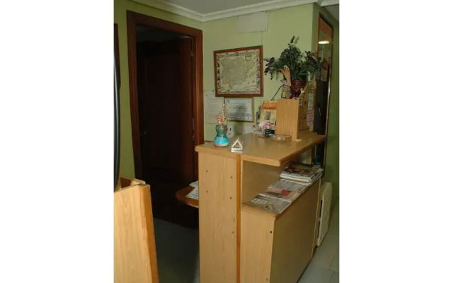 Hostal Ramón y Cajal