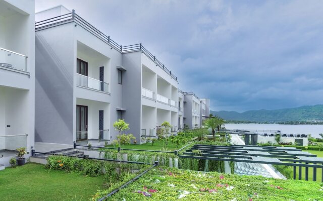 Zana Lake Resort Udaipur
