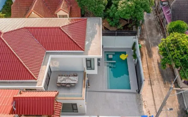T M L-Urban 4 Bedroom-Independent Swimming Pool and Ktv