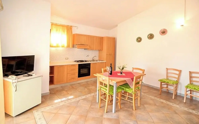 Residence with swimming pool near Budoni