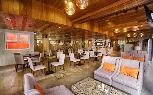 Cebu Uncle Tom's Cabin Hotel powered by Cocotel