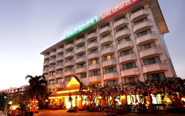 Asia Hotels Group - Poonpetch Chiangmai