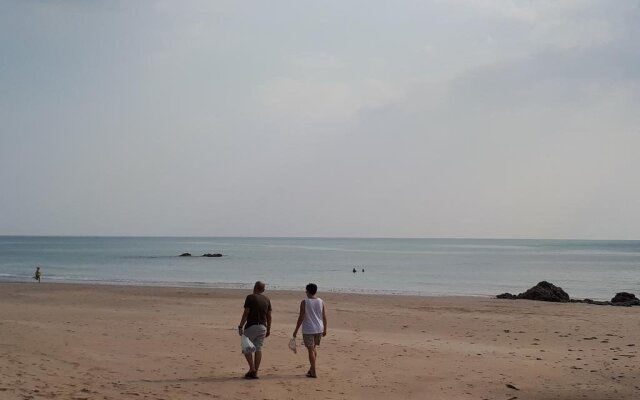 Lanta Sunmoon Bungalow