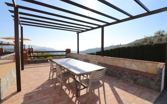 1148 Villa Miracosta