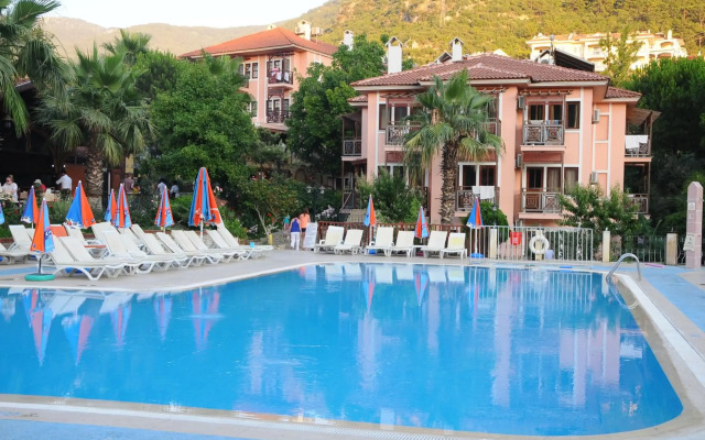 Pink Palace Hotel
