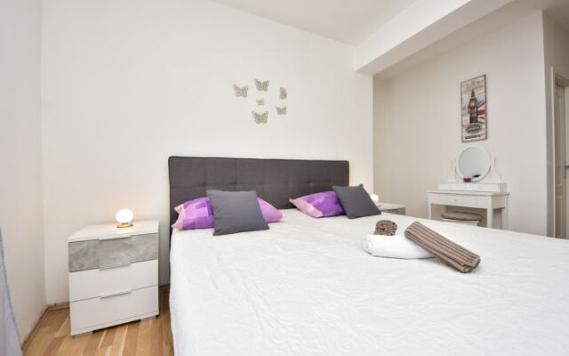 Apartmani Ana Vir