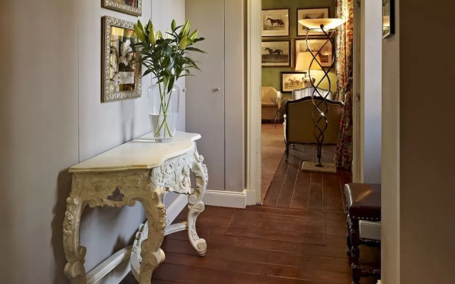 Chateau De Germigney