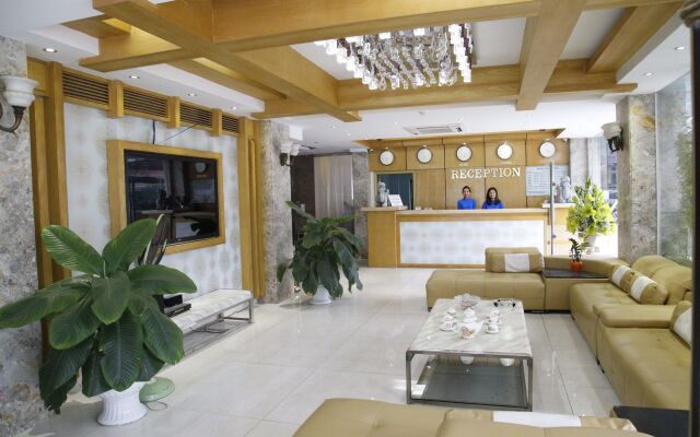 Nam Phong Hotel