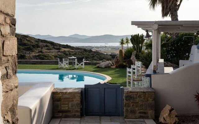 Villa Phos Paros