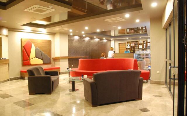 Volley Hotel İzmir
