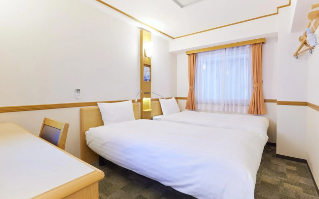 Toyoko Inn Shin Yokohama Station Shinkan