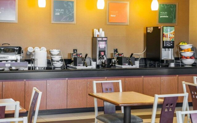Spark by Hilton Indianapolis Northeast Fishers