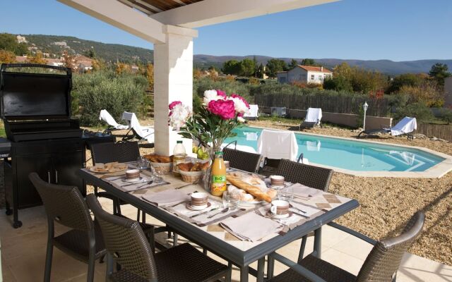 Le Hameau de l'Oliveraie