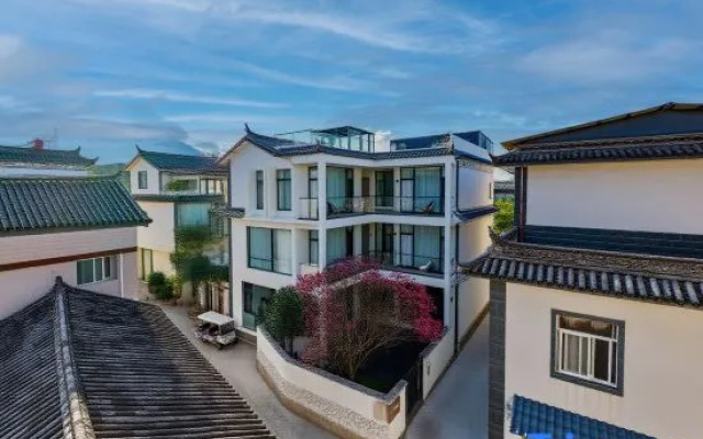 JulyXiaoying Autumn Dew Tiantai Sea View Vacation Beautiful Accommodation – Exterior – Dali