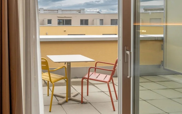 Los Lorentes Residences