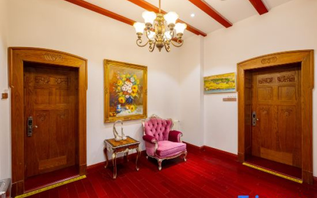 World Hotel·German-Style Villas (Qingdao Zhanqiao Xinhaoshan Subway Station)