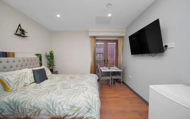 Ilford - East London Apartment - Greater London