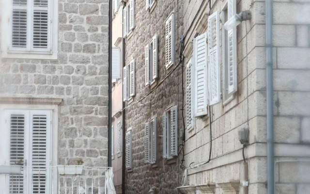 MirÓ Studio Apartments
