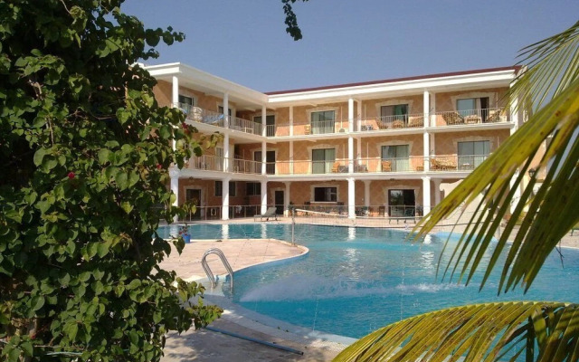 Sunny Golf Hotel