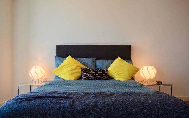 Modern Studio Apartment in Media City