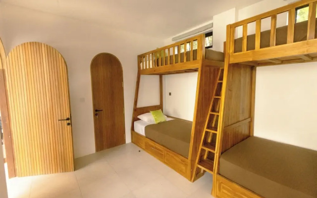 Samstiti Pool Suites Bingin Beach