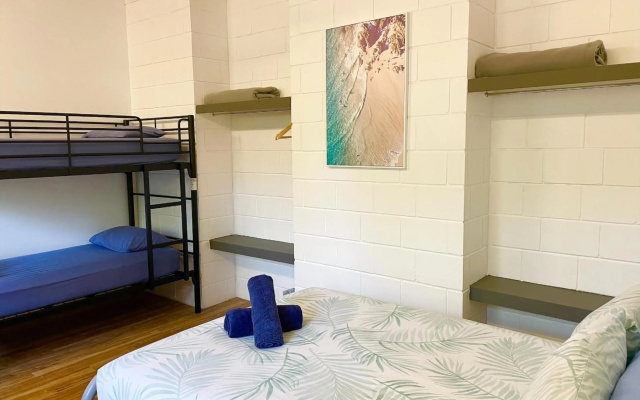 YHA Coolangatta Gold Coast – Guest Rooms – Bilinga