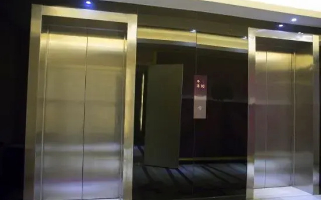 Zunyi Hotel (Zunyi Conference Site)