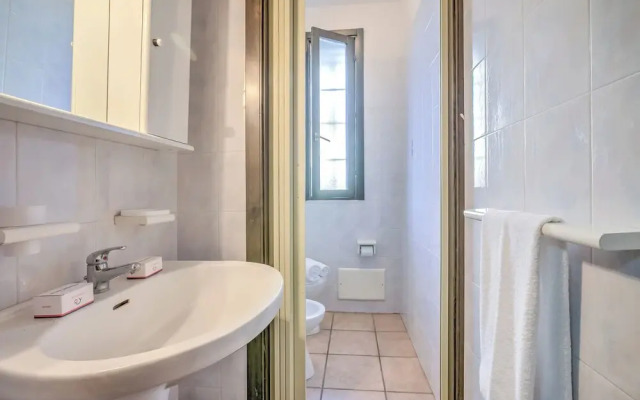 Villetta dei Pini with pool in residence