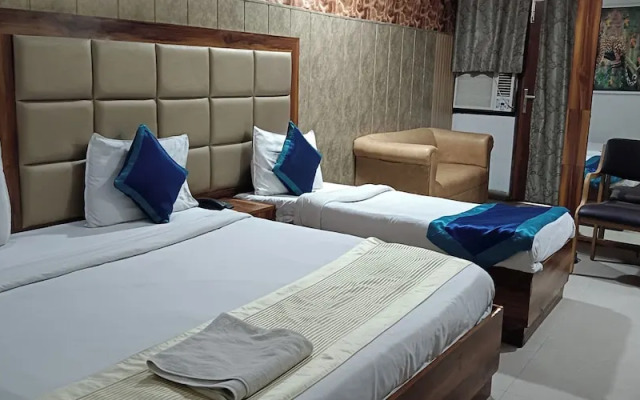 Hotel RTS Plaza Near IGI Airport