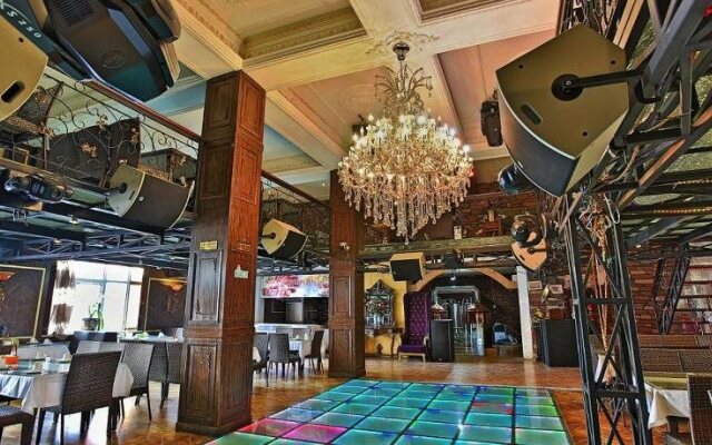 Venice Hotel Manzhouli