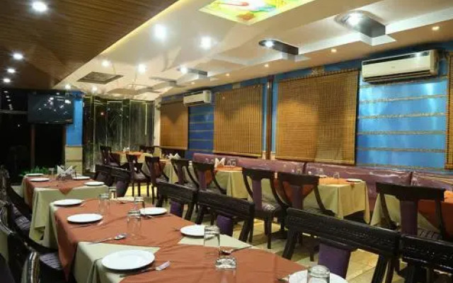 Hotel Sahil Palace