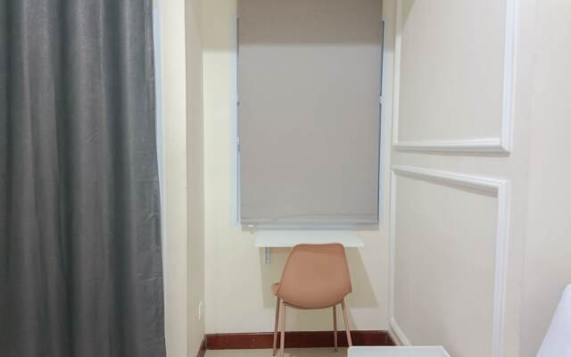 White And Cozy Studio At Vida View Makassar Apartment