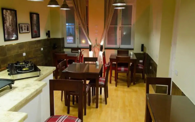 Grand Agor Hostel