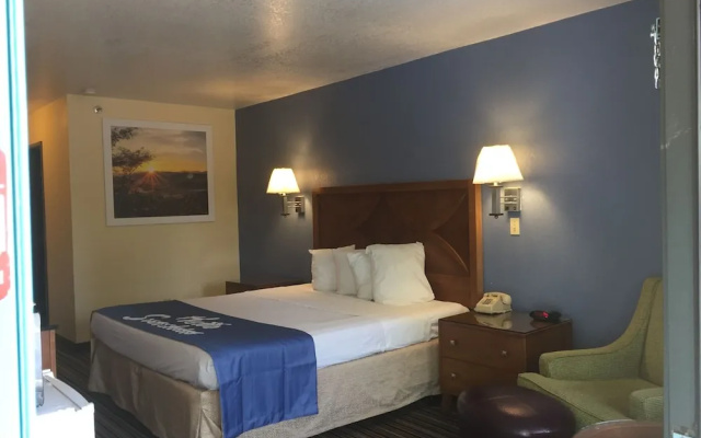 Days Inn Espanola