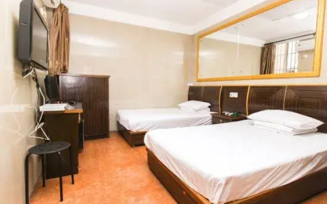 Yuxian Sanxin Hotel