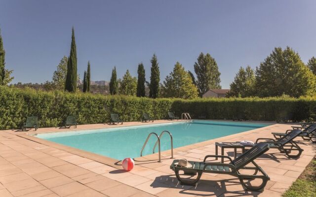 Appart'City AIX EN PROVENCE FUVEAU