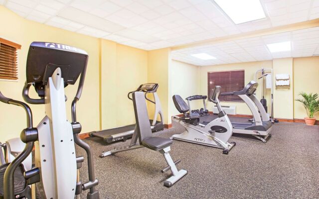 Holiday Inn Express Mobile I-65 by IHG