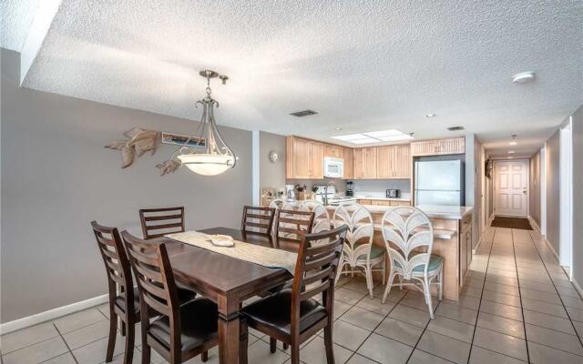 Las Brisas 404 - Three Bedroom Condo