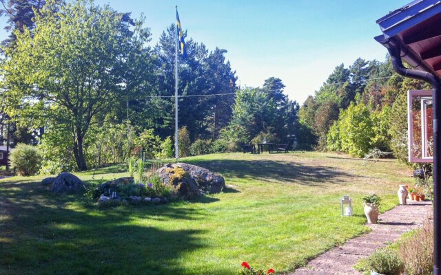 Nice Home in Mönsterås With 2 Bedrooms and Wifi