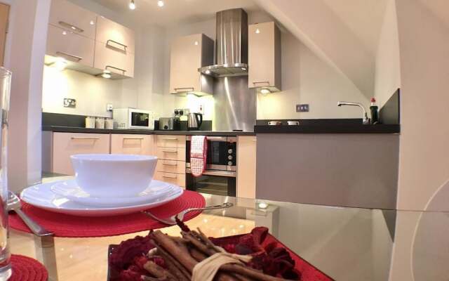 Luxurious Wessex Apartment
