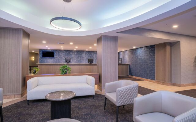 Sandman Hotel Montreal - Longueuil