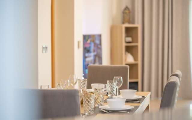 Luton Vacation Homes - Anantara Residence Palm Jumeirah