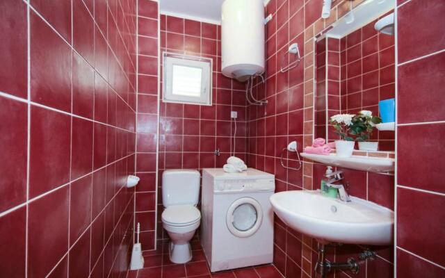 Apartments Ambiente mit Pool