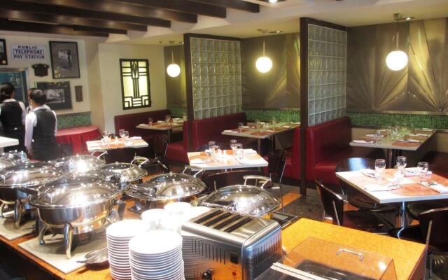 Crown Regency Hotel Makati