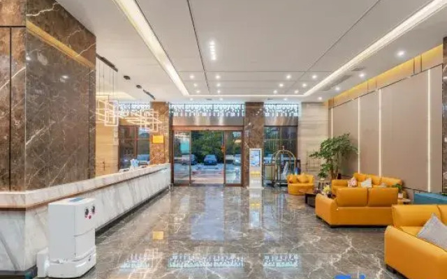 Shiji Huayin Hotel